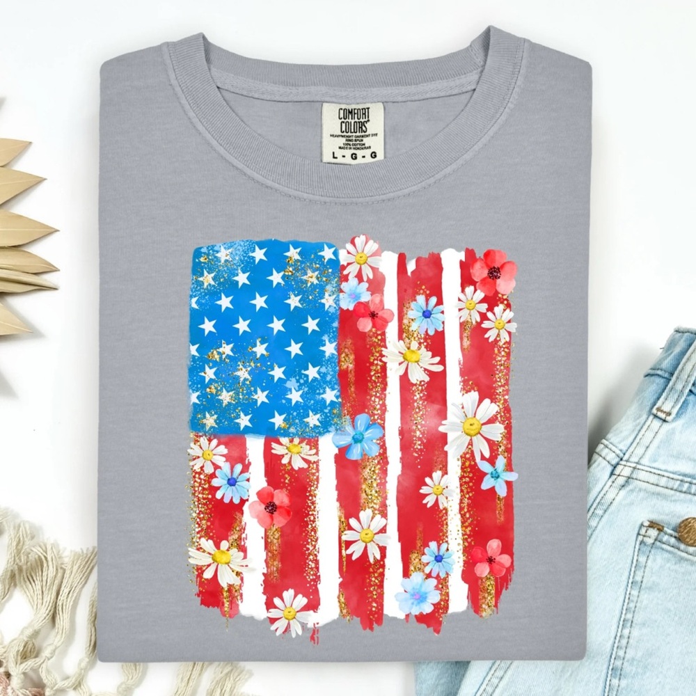 NOWTS Comfort Colors Floral Flag 🇺🇸 Graphic Tee in Blue